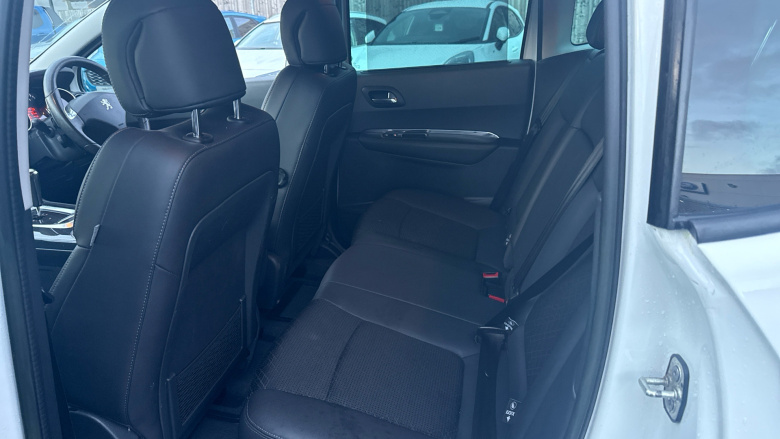 Peugeot 3008 1.6 e-HDi Allure 5dr EGC Diesel Estate